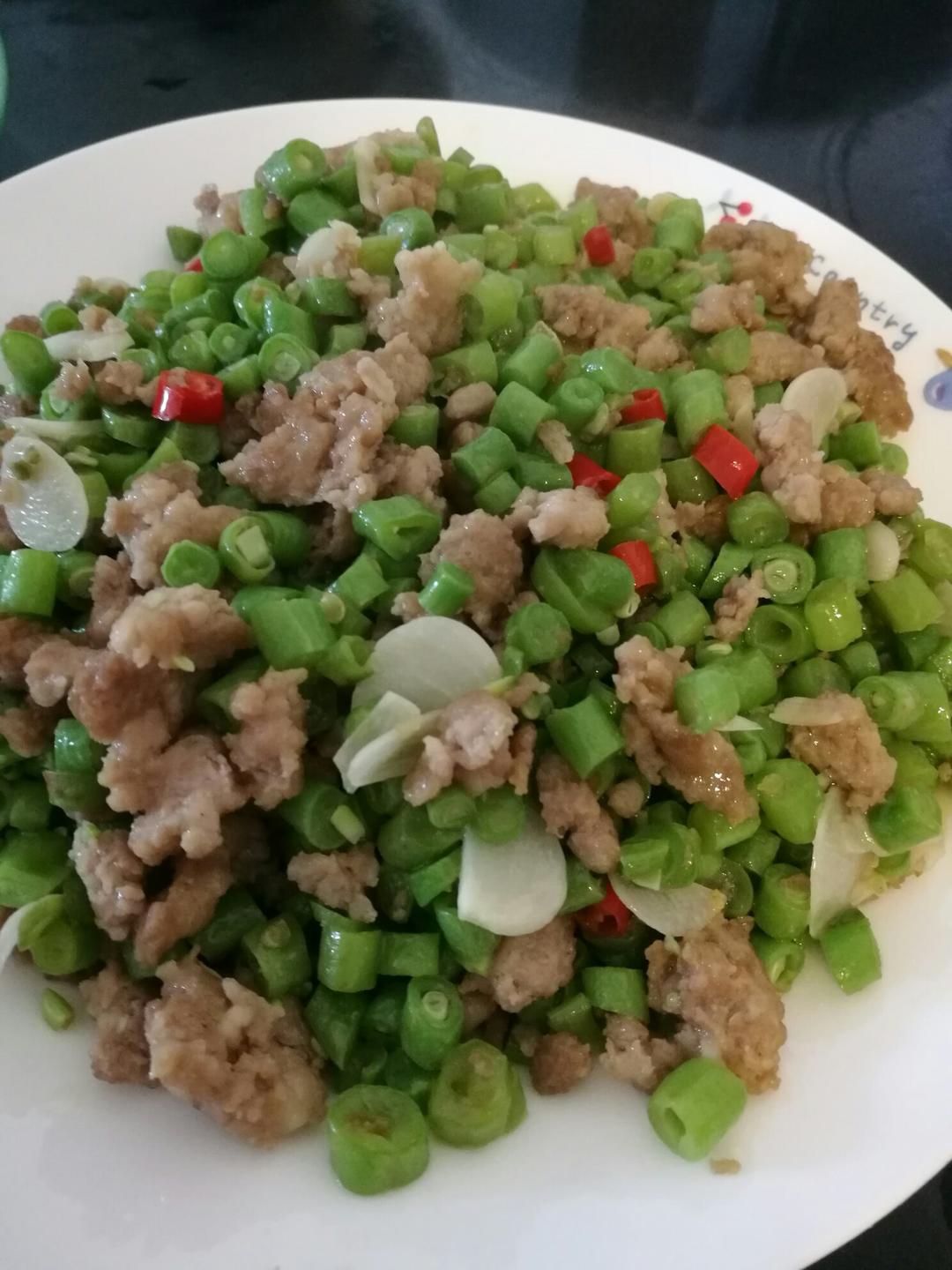 肉沫豆角下饭菜