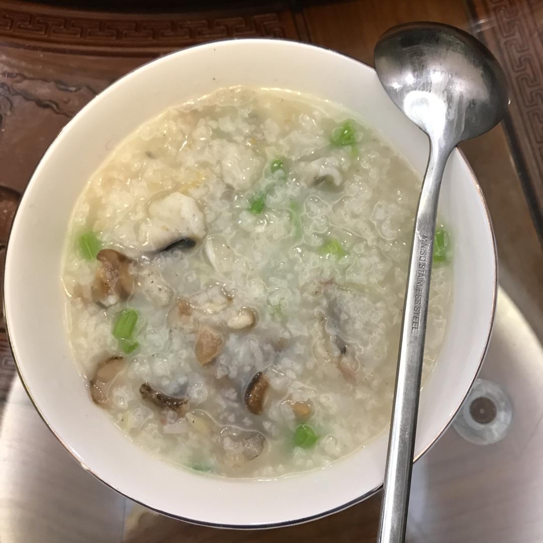 香菇鱼片粥