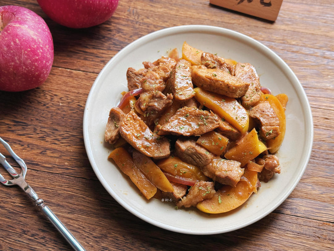 苹果炖猪排