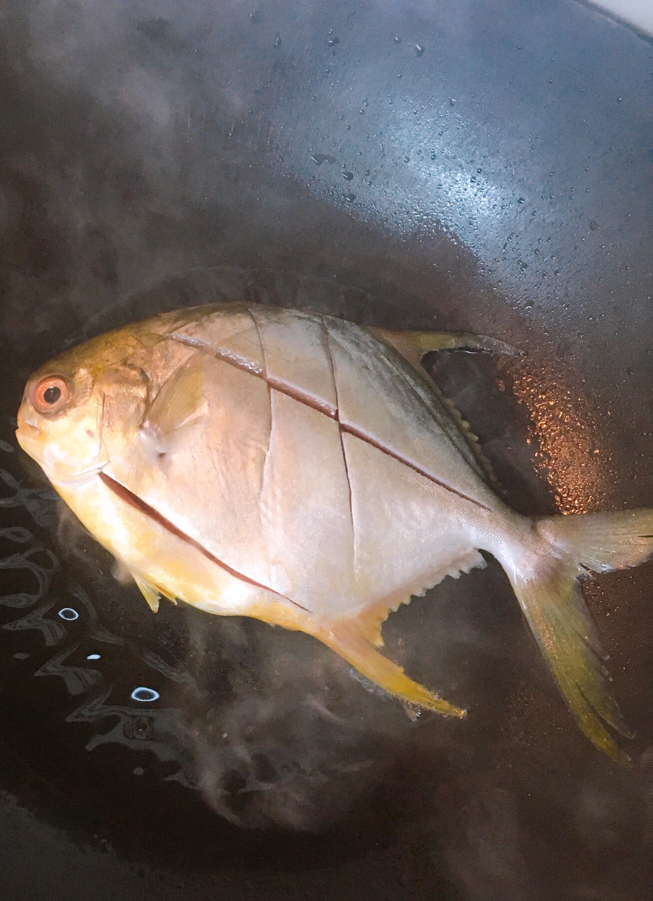 超简单红烧金鲳鱼的做法