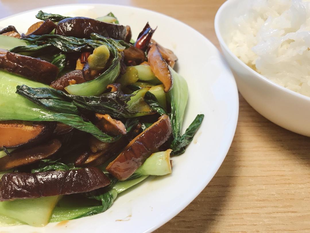 清炒油菜干香菇