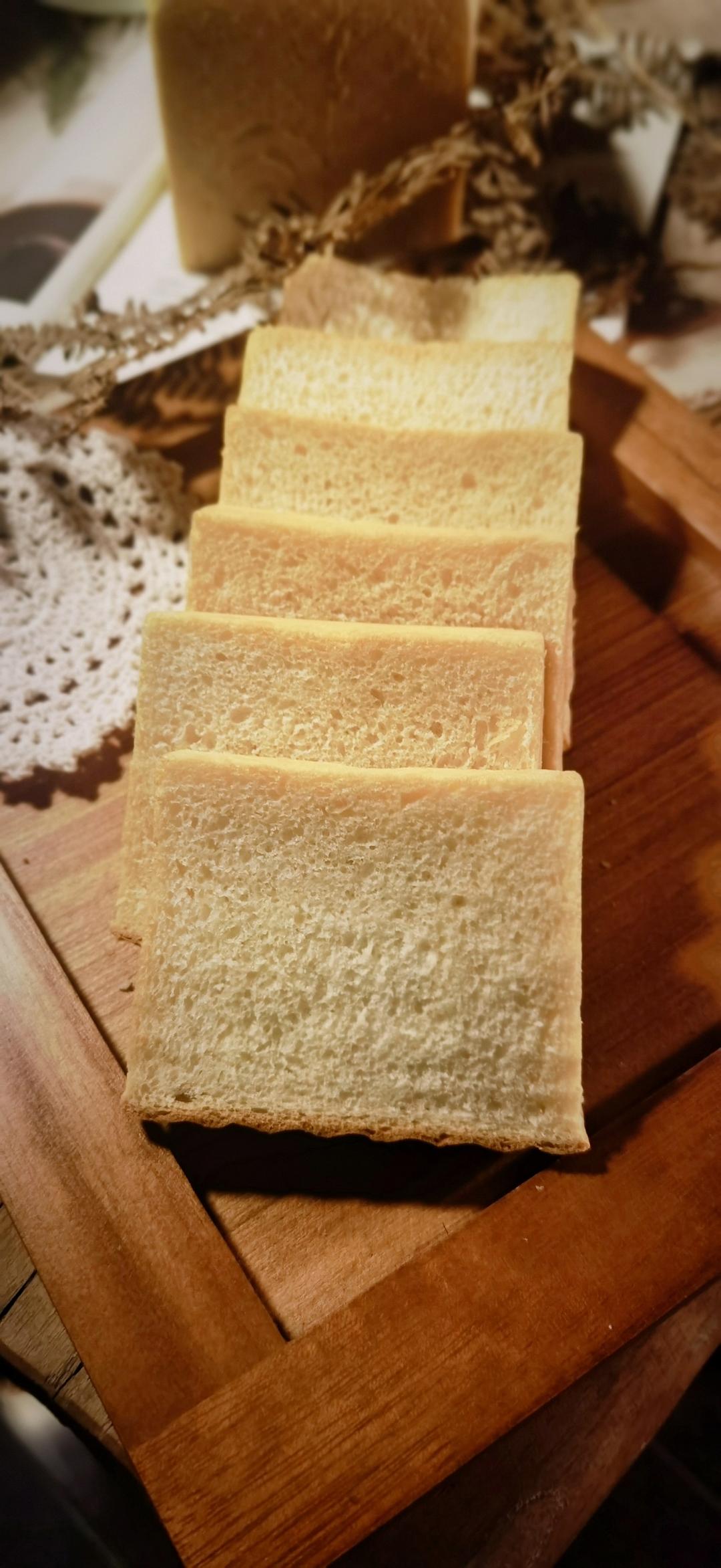 软到拿不起来的生吐司