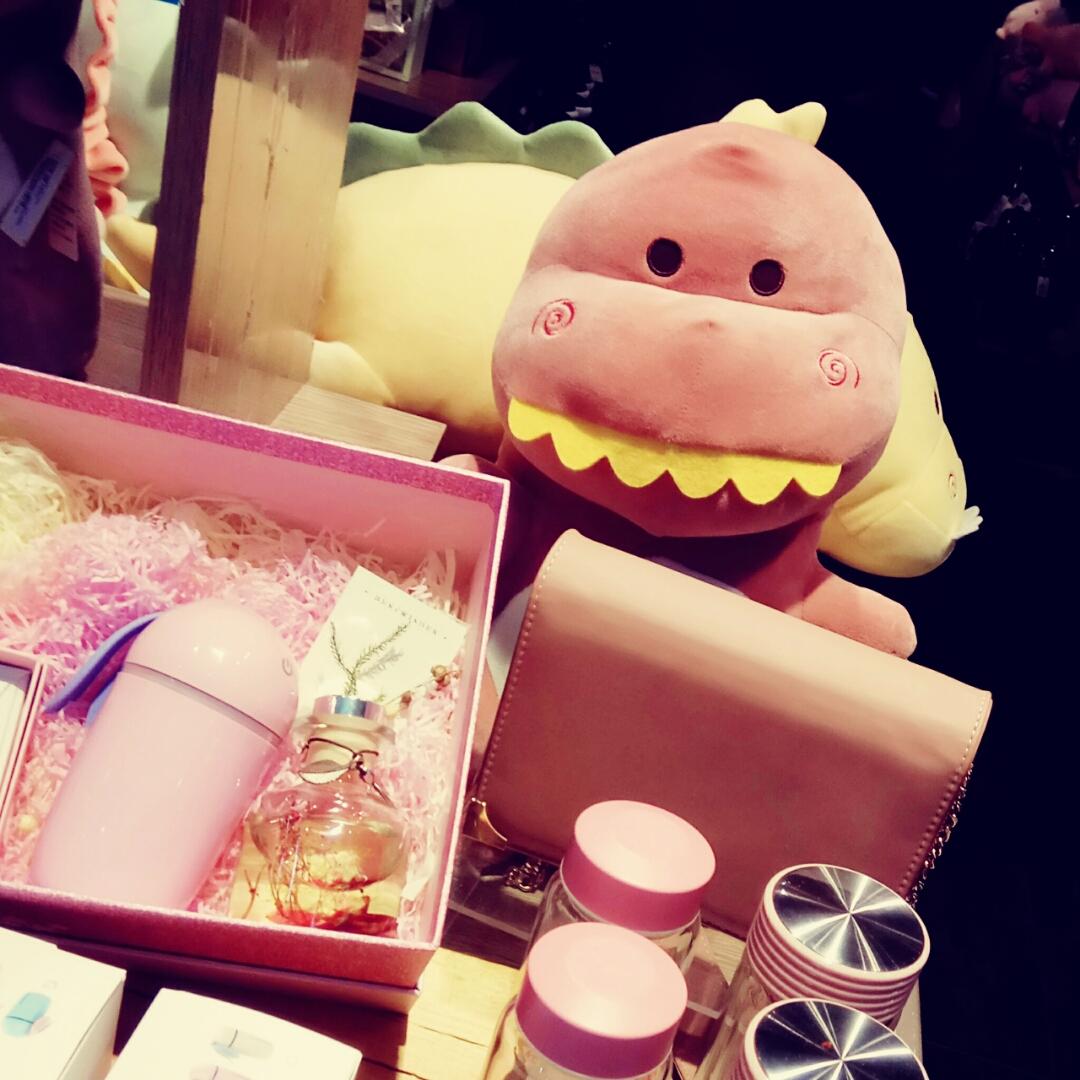 爱吃老鼠爱吃鱼