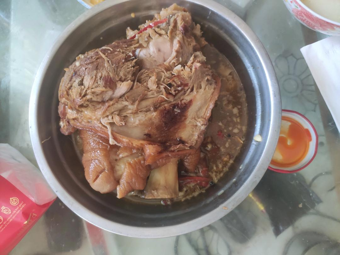 【红烧肘子】（家庭版卤蹄膀）