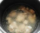 小白菜排骨汤的做法 步骤2