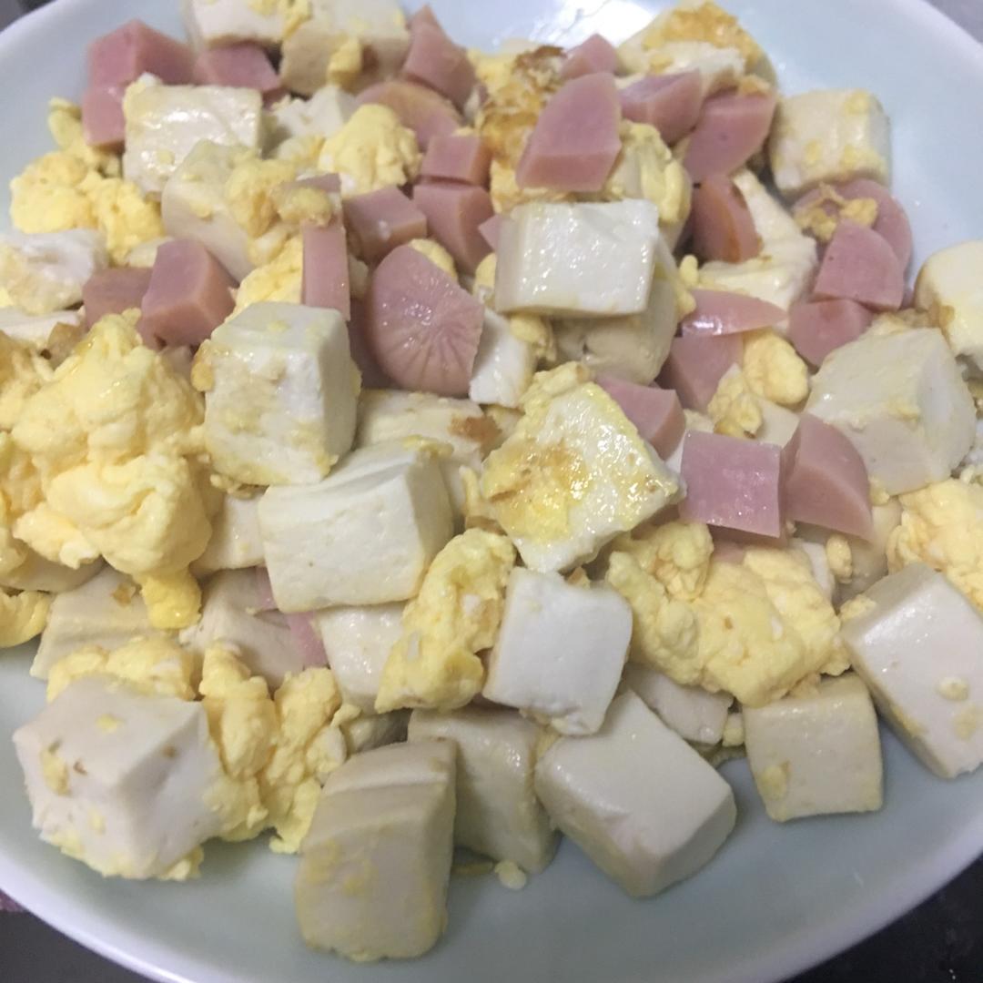 蛋包豆腐丁