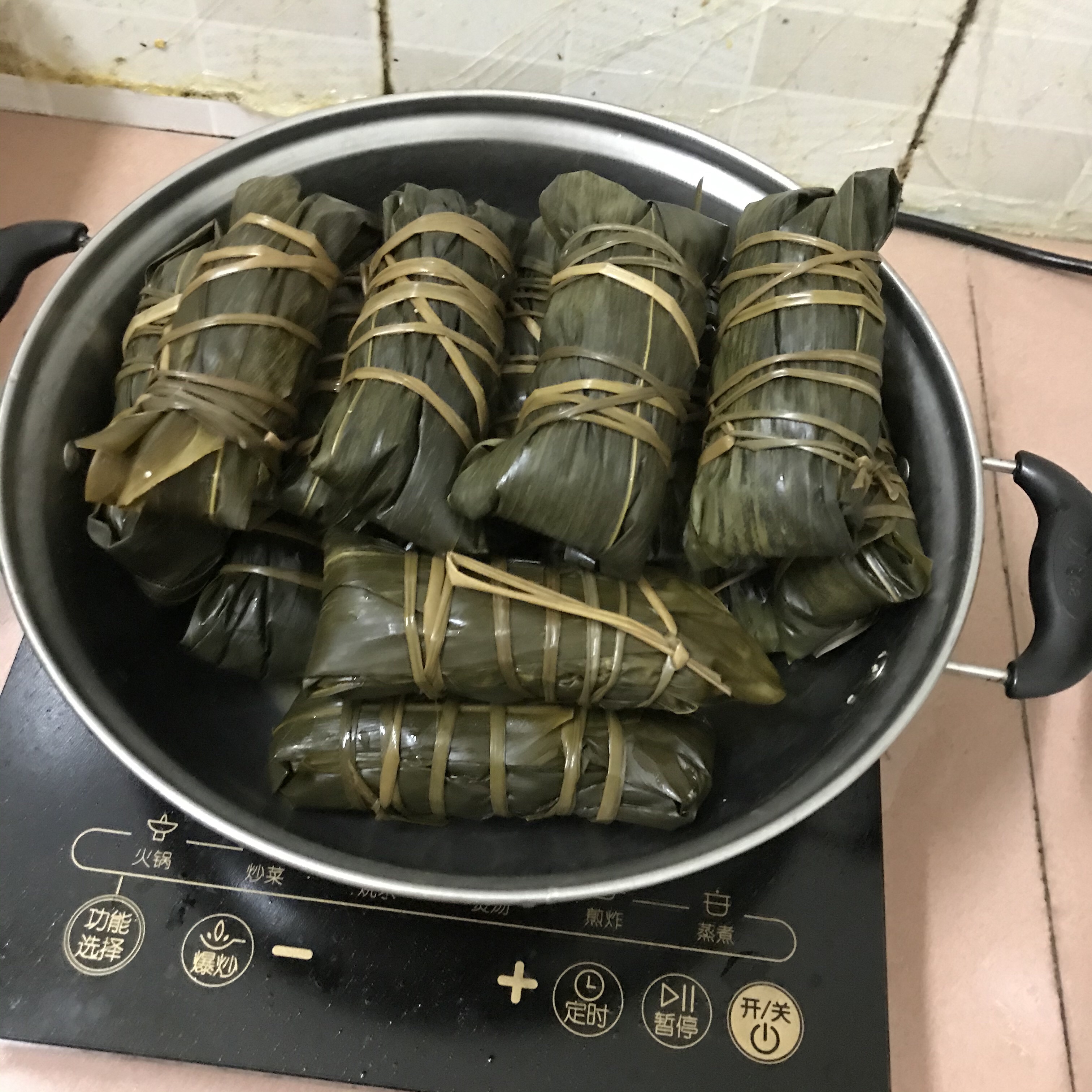 广宁咸肉粽的做法 步骤3