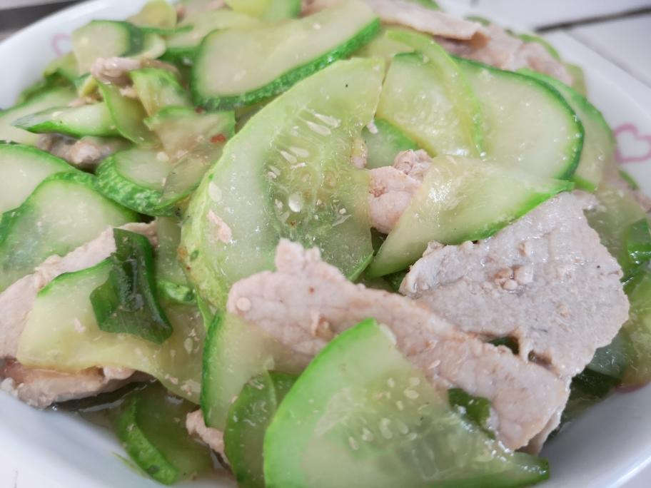 黄瓜炒肉片的做法