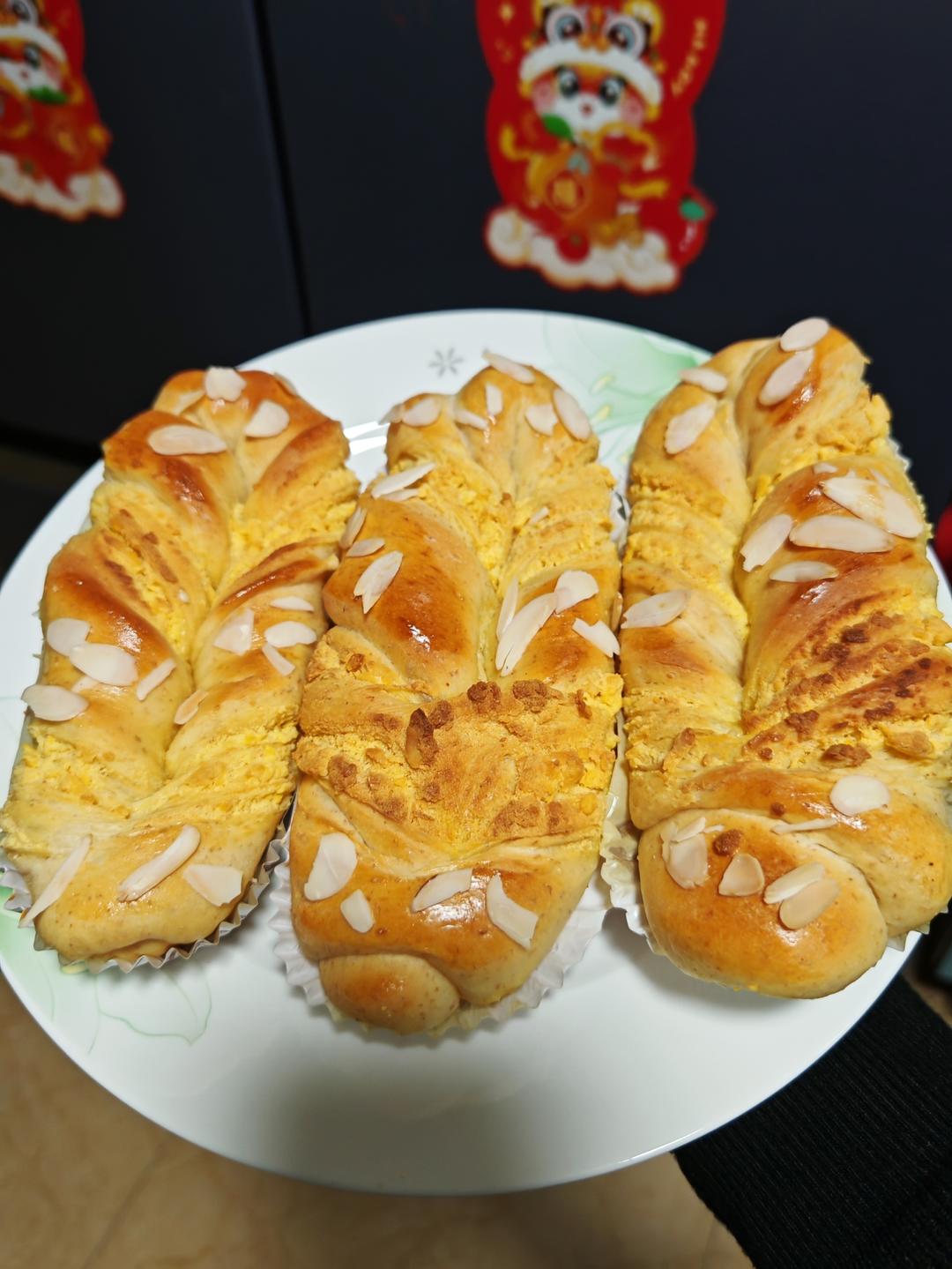 这一口香没人能拒绝｜咸蛋黄奶酥面包嘎嘎香
