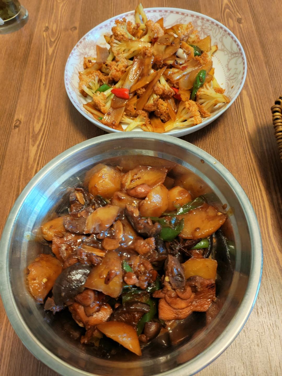 能干掉几碗饭的黄焖鸡