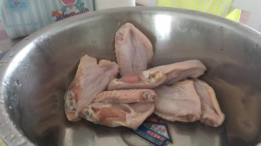 世棒午餐肉无骨时蔬鸡翅