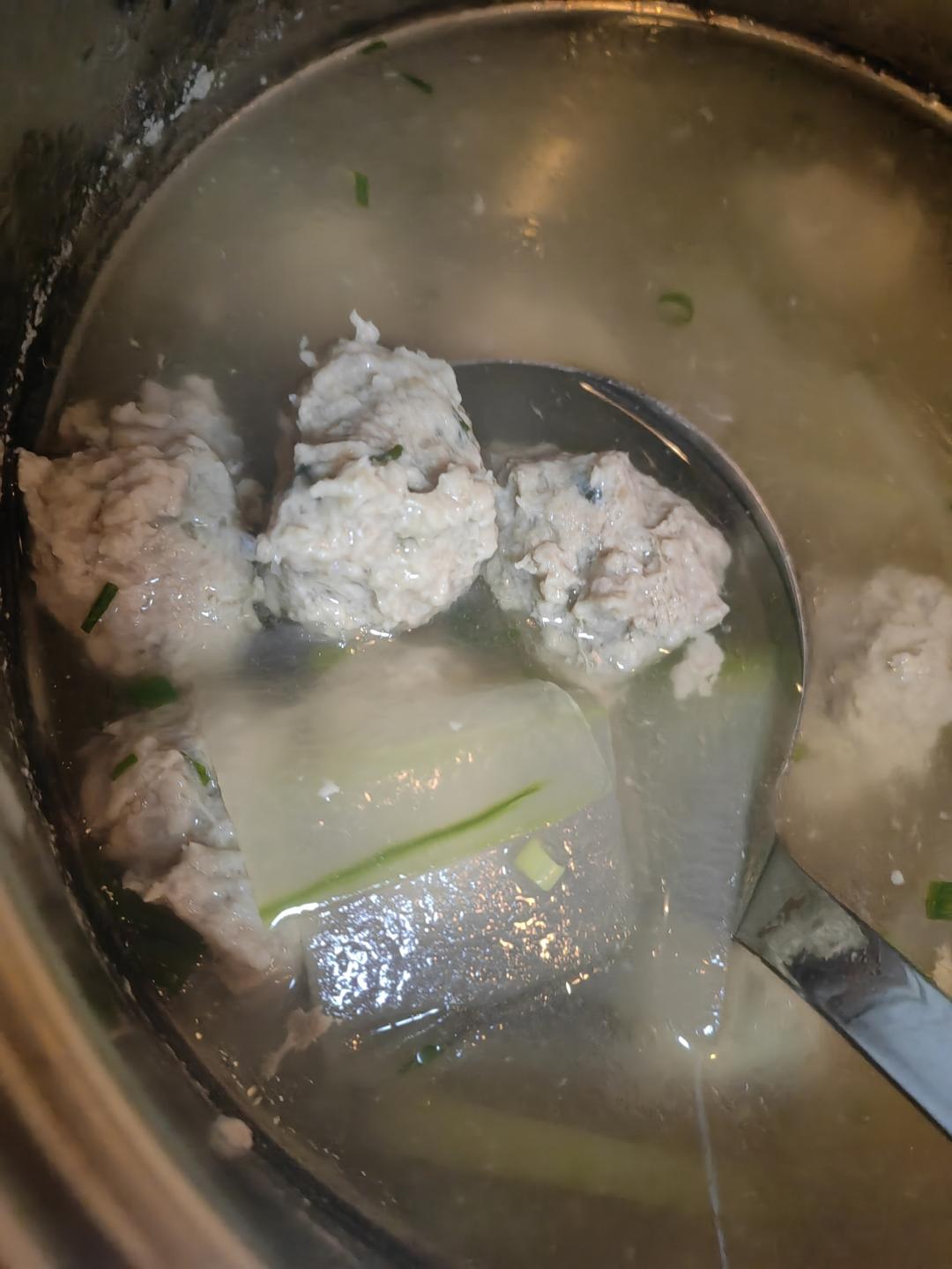 猪肉丸子汤