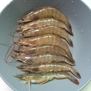 紫蘇大蝦魚丸粥的做法 步骤3