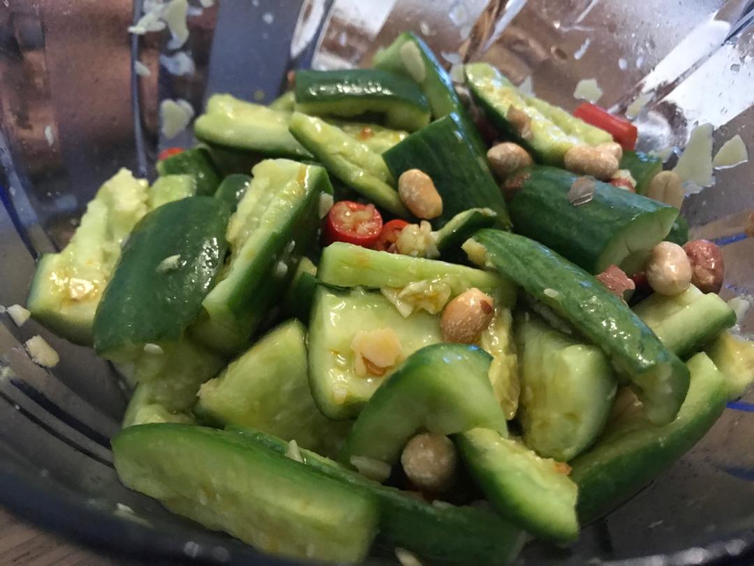 凉拌青瓜