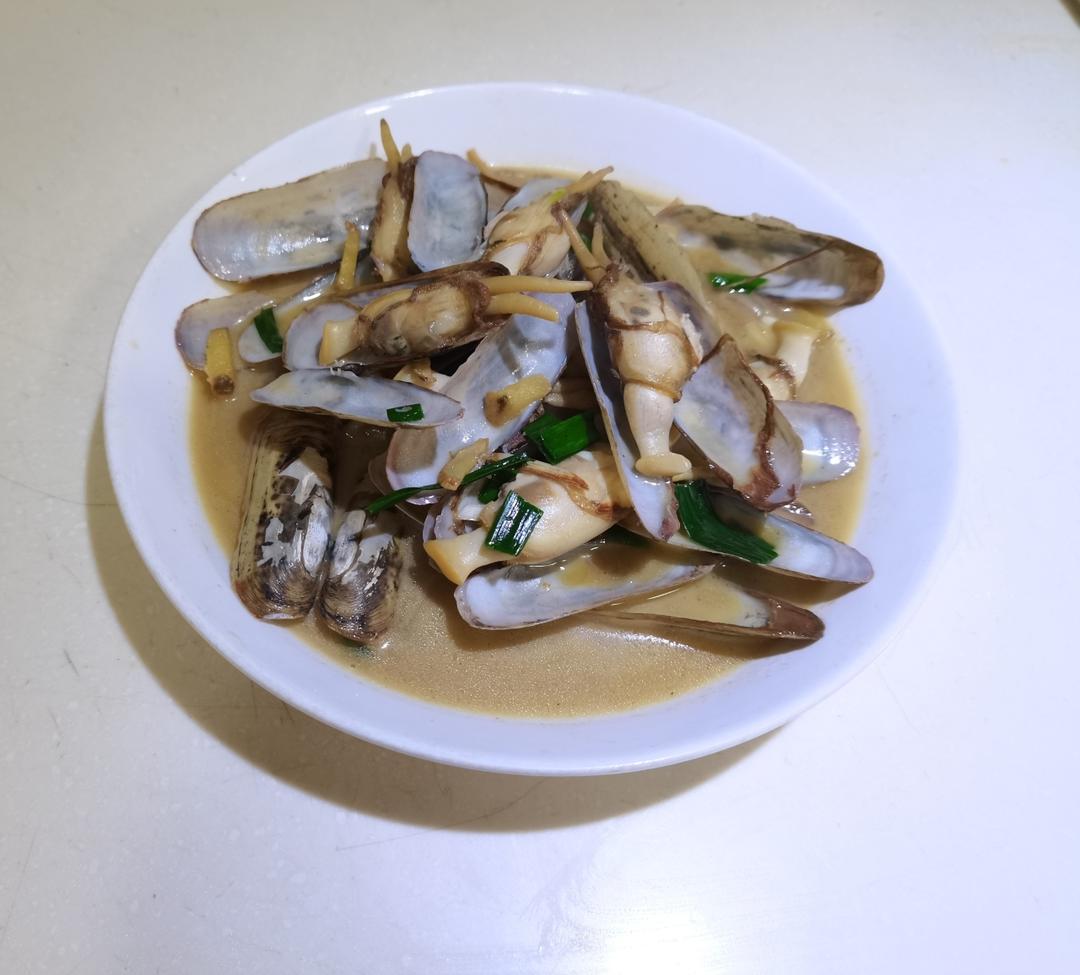 小岛上-红烧蛏子