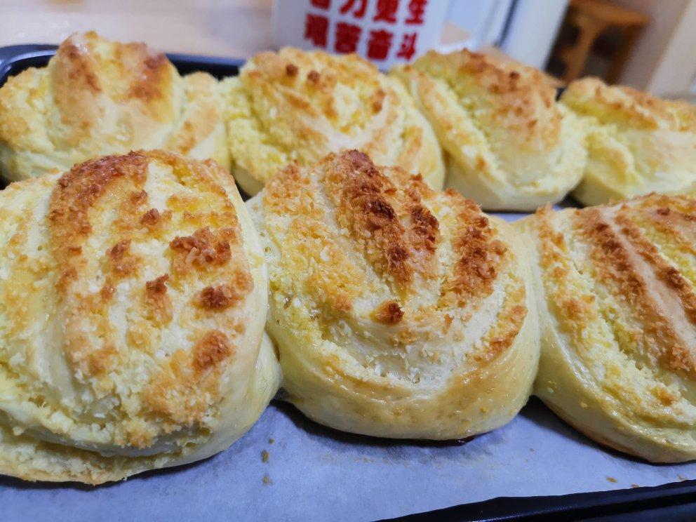 千层椰蓉小面包