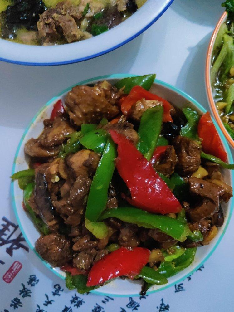 辣椒炒鸡（临沂家常）