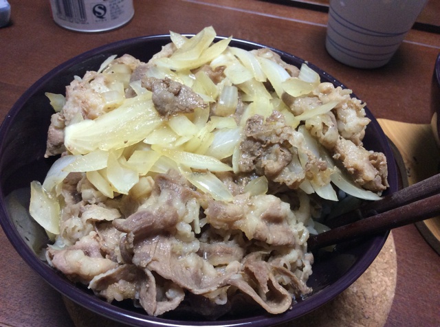 日式牛肉盖饭