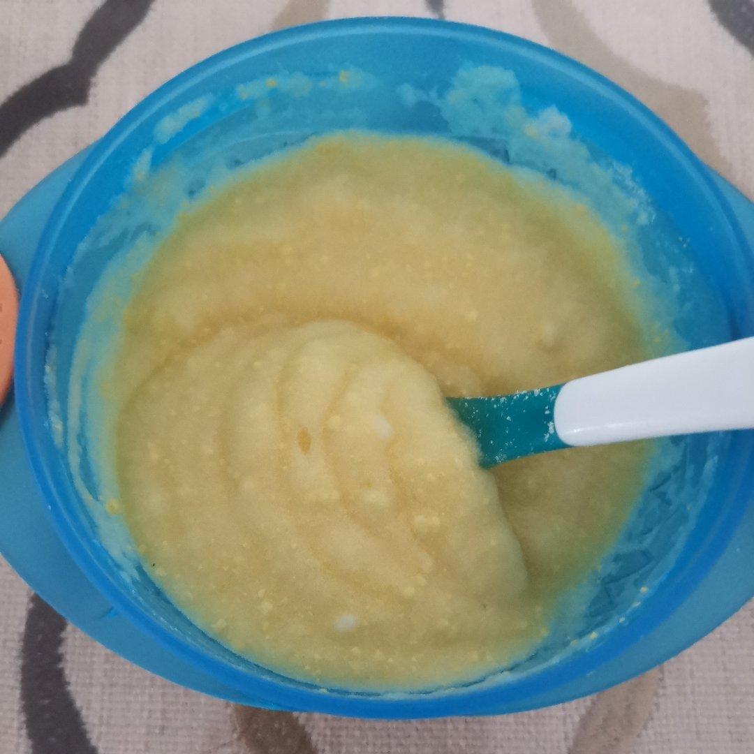 辅食-蛋黄泥米粉