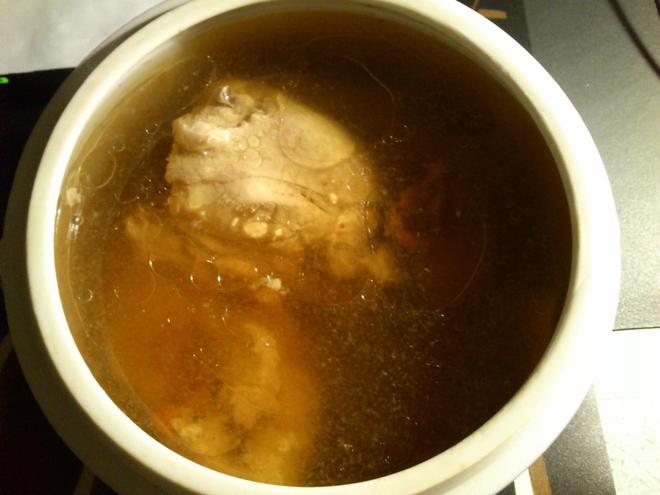 北芪红枣枸杞鸡汤的做法
