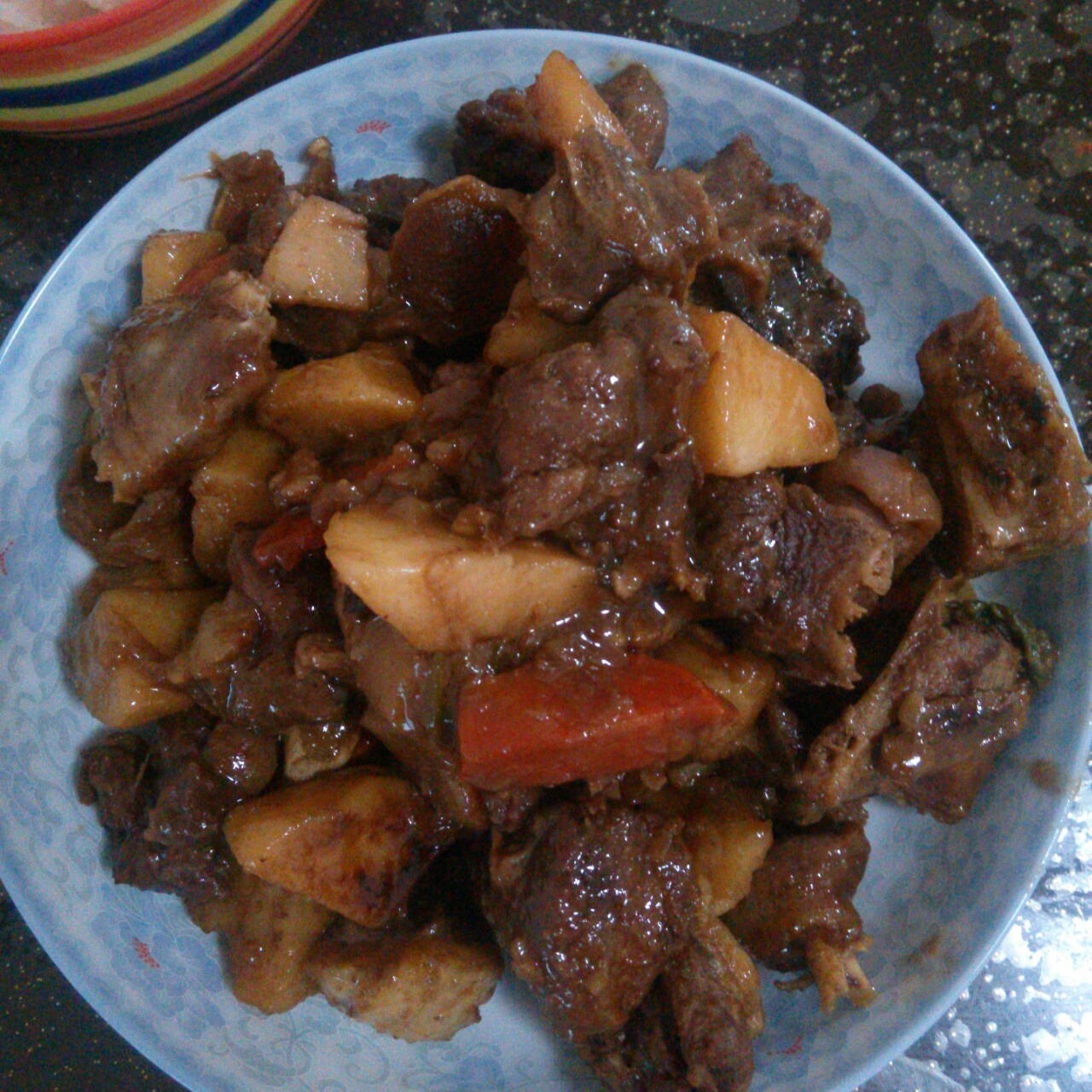 红烧土豆鸡腿
