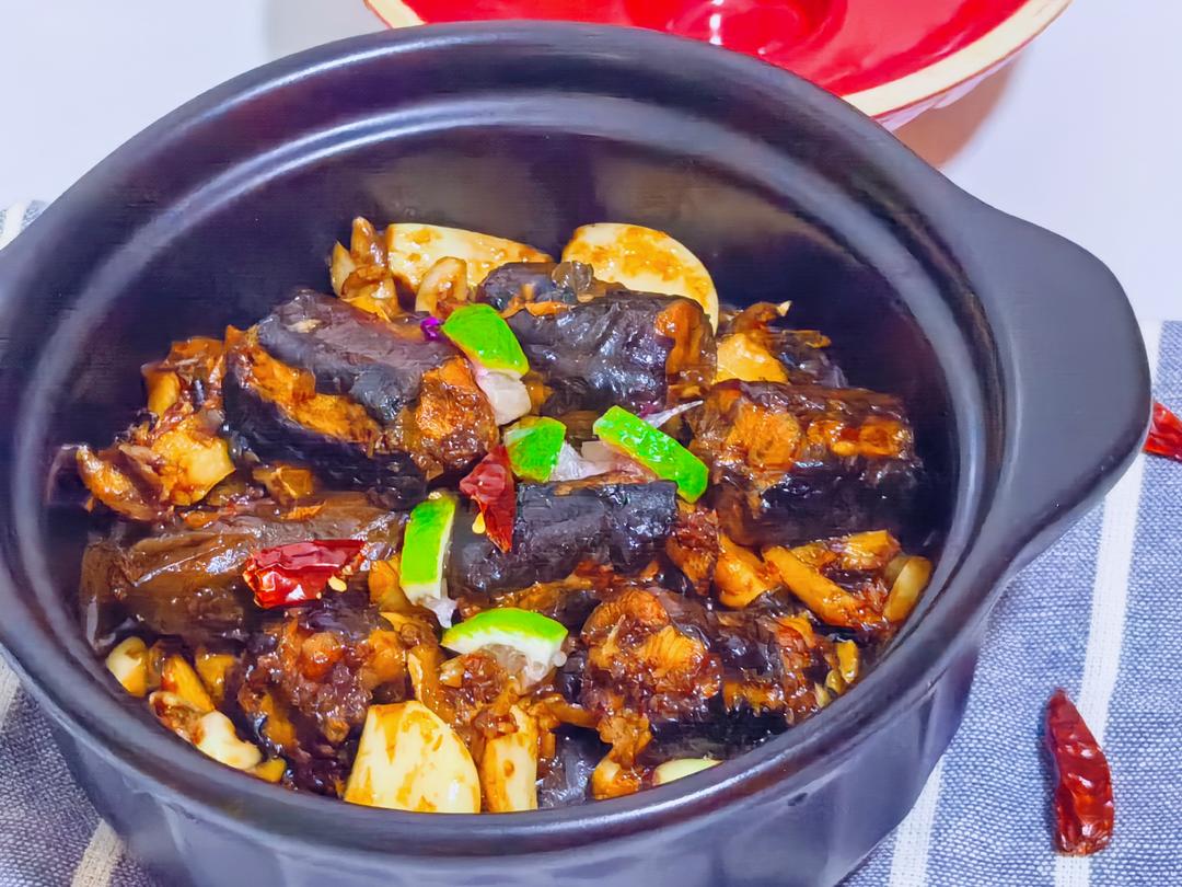 啫啫鸡煲🍲，滑嫩鲜香巨下饭❗