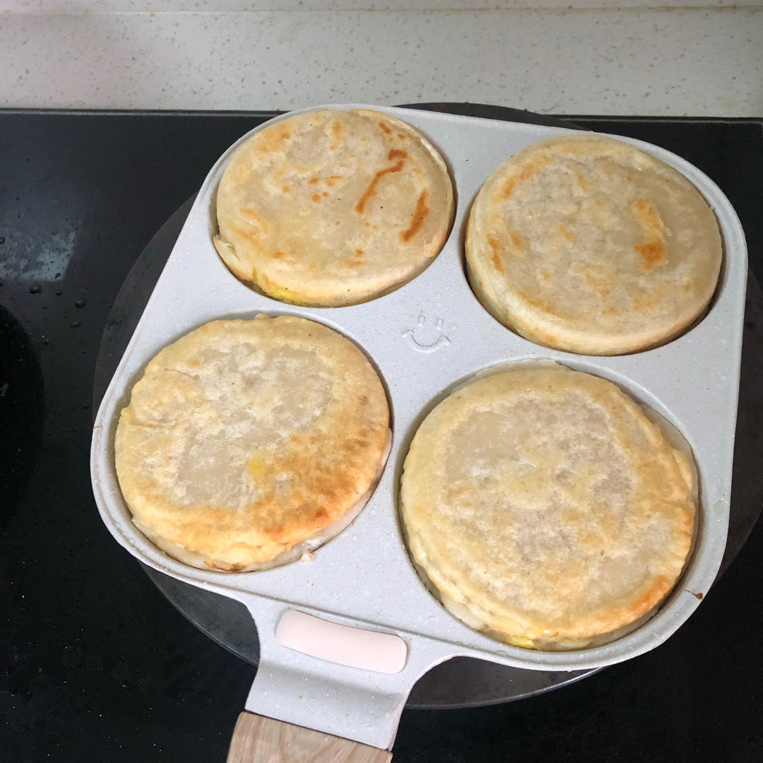 早餐霸王~沉甸甸鸡蛋汉堡