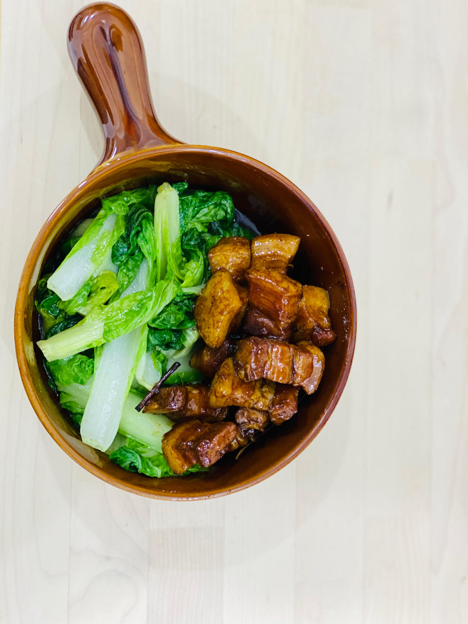 不焯水不放油的家常红烧肉