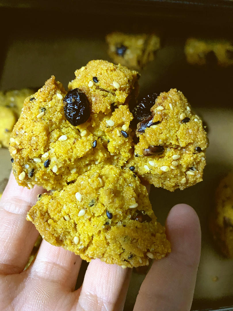 消耗玉米面的好方法，超级简单的玉米面桃酥