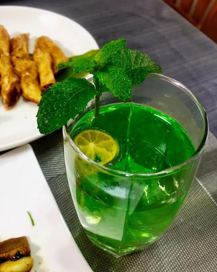 薄荷柠檬苏打水