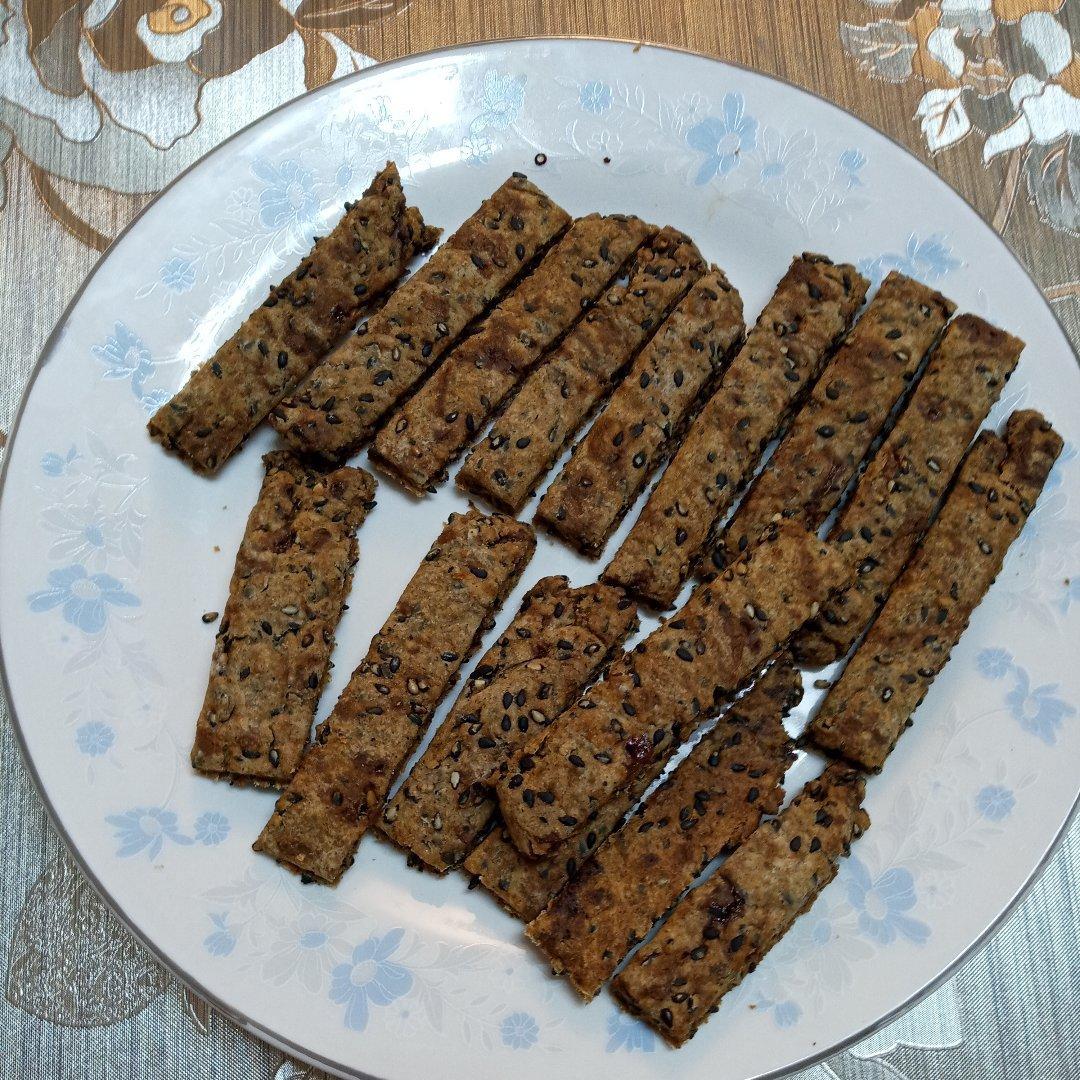 黑芝麻全麦饼干