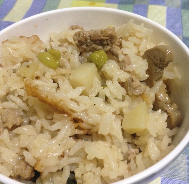 秘制土豆焖饭