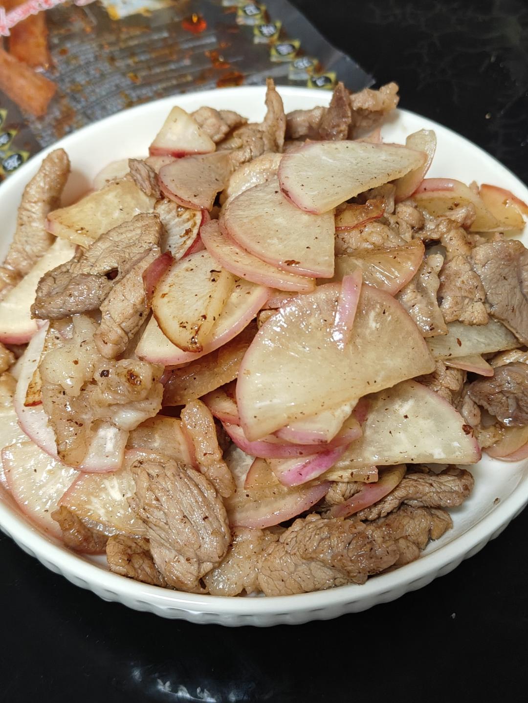 超下饭的胡萝卜炒肉