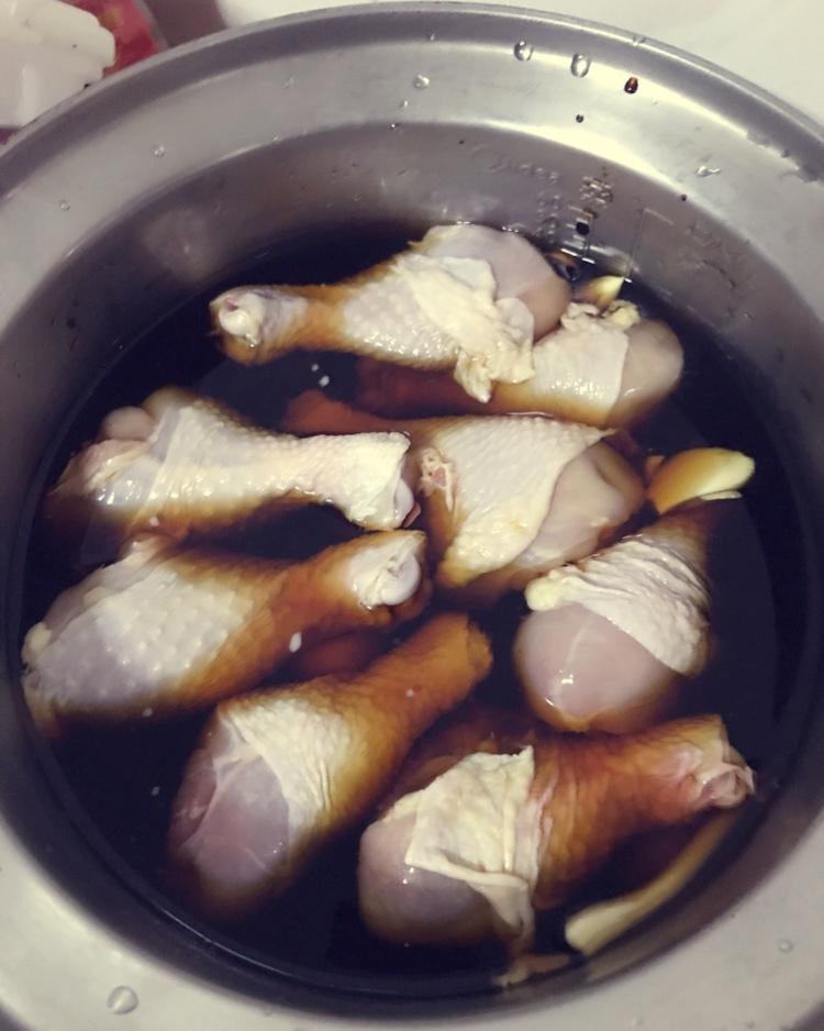 超省事酱油鸡腿，泡着就行！超级嫩~
