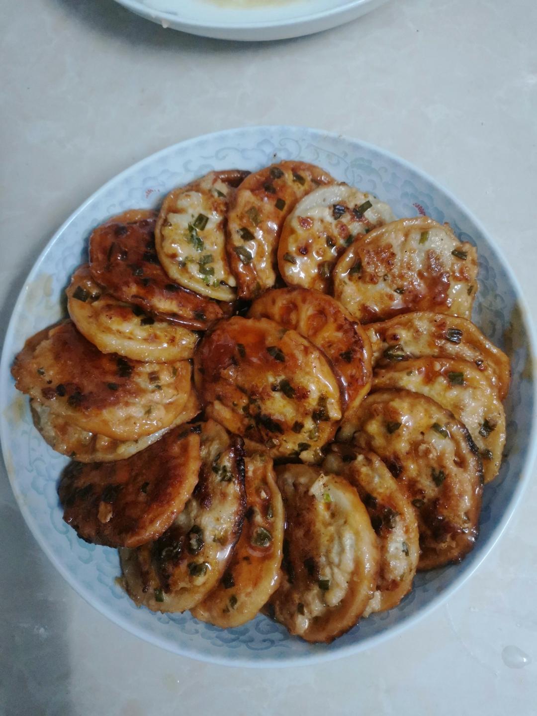 堂妈小厨——秘制酱汁鲜肉藕饼