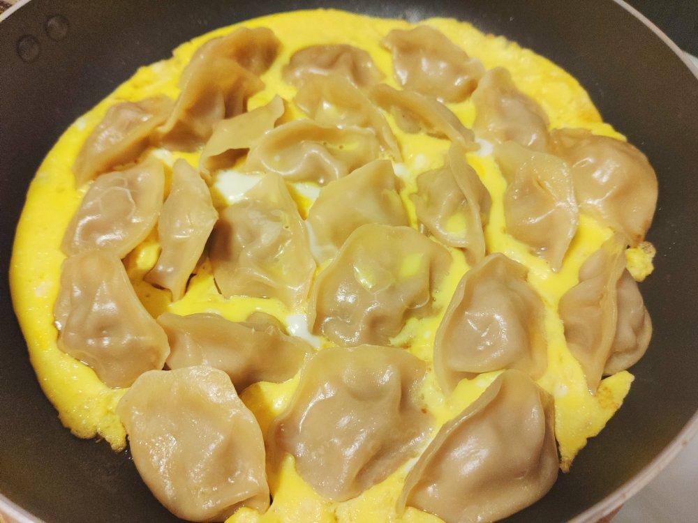 好看又好吃的抱蛋煎饺【速冻饺子版】