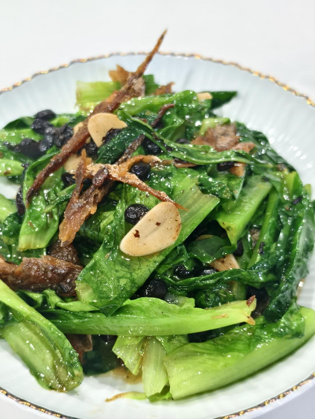 豆豉鲮鱼油麦菜