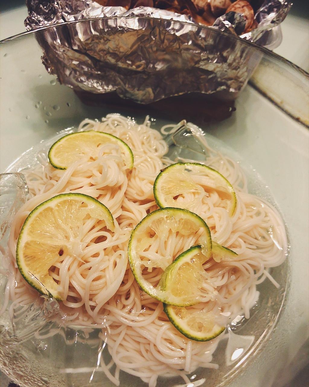 流しそうめん（流水素麵）