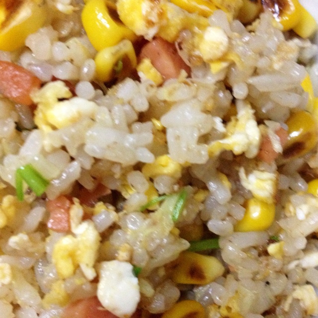 香肠蛋炒饭
