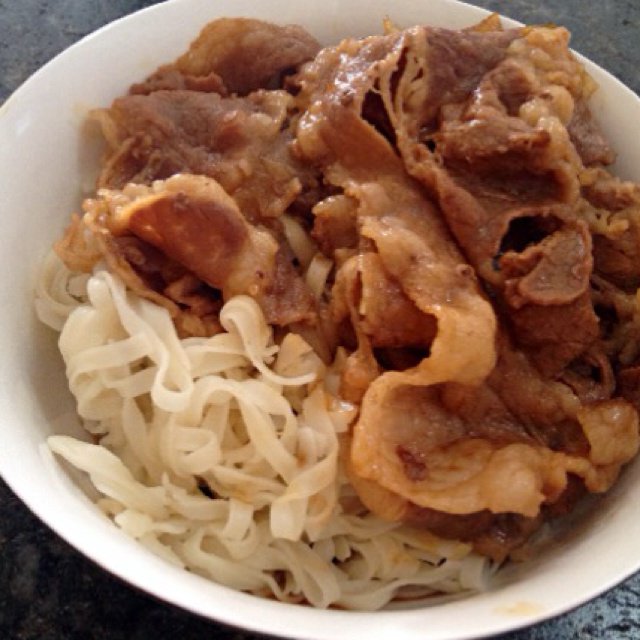 肥牛饭
