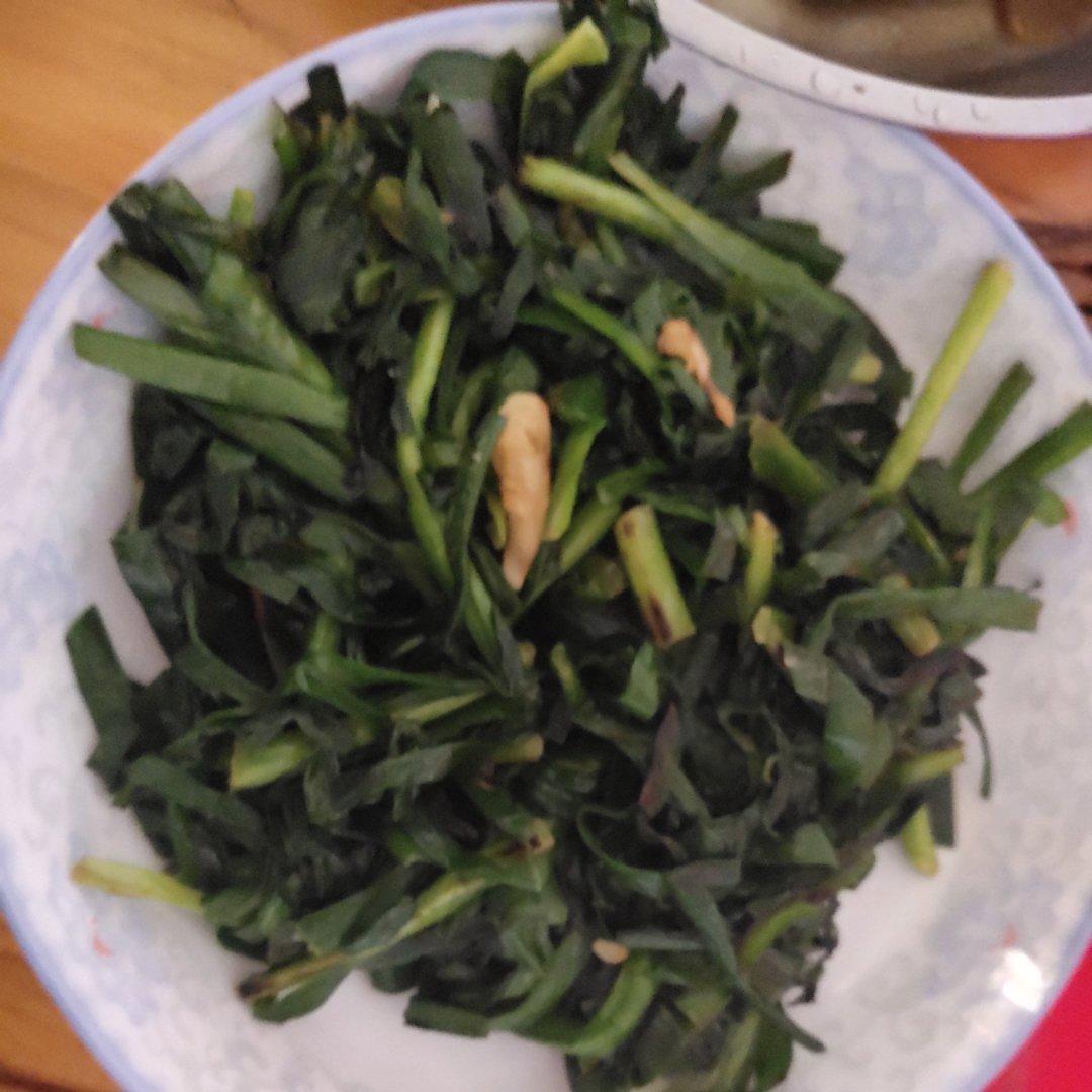 素炒韭菜