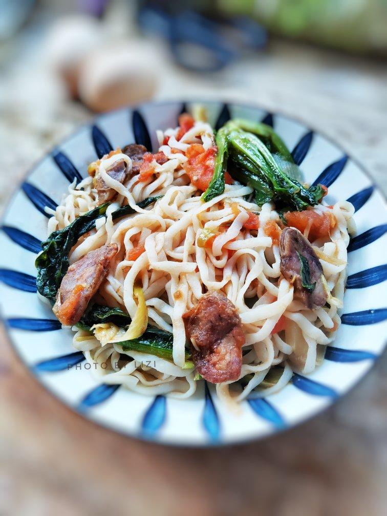 韩国最新流行的魔芋挂面减肥食谱