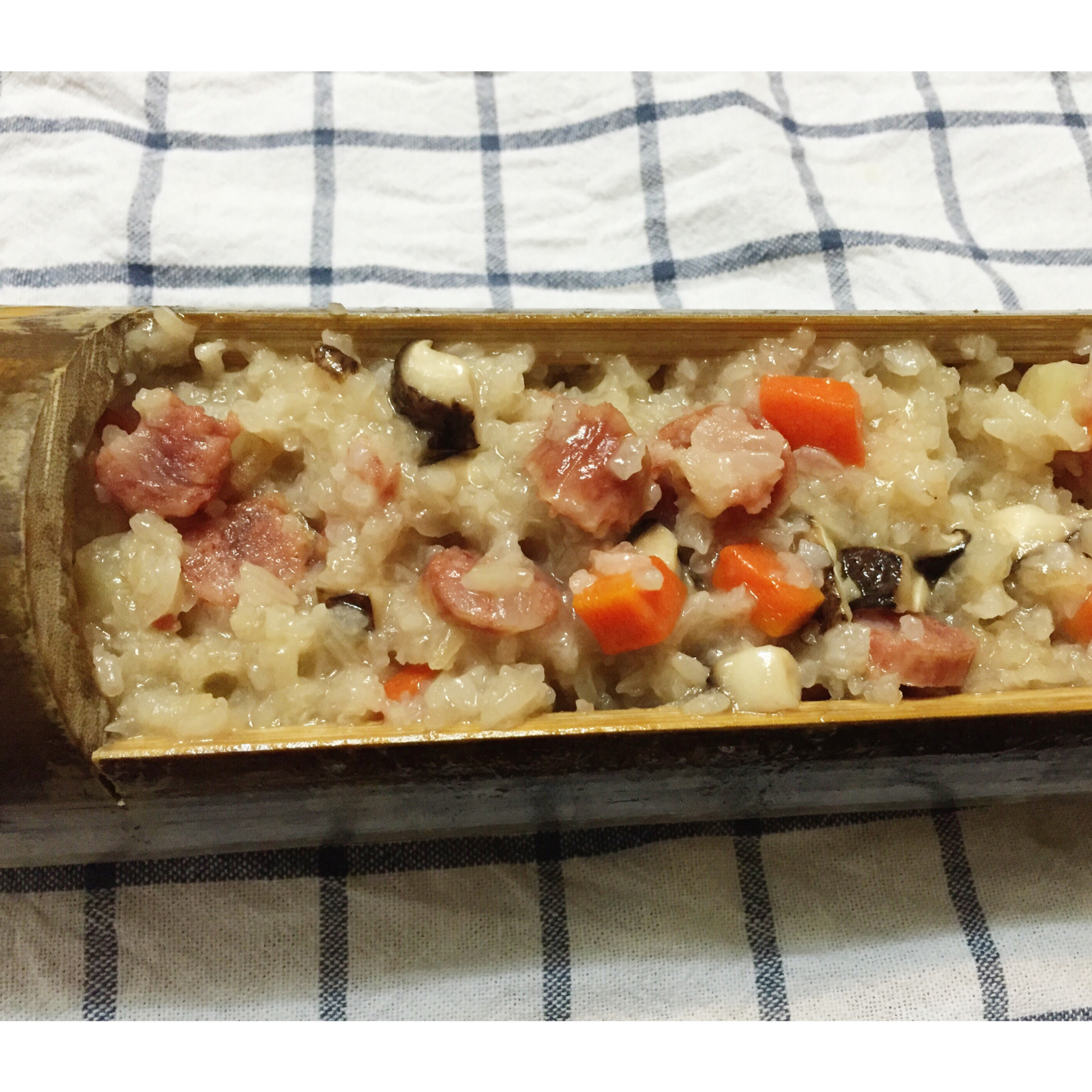 竹筒饭？这是怎么做出来的呢