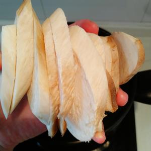 【砂锅】冬笋蘑菇排骨汤的做法 步骤2