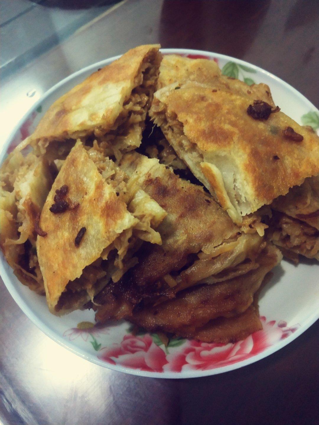 白萝卜丝儿肉饼