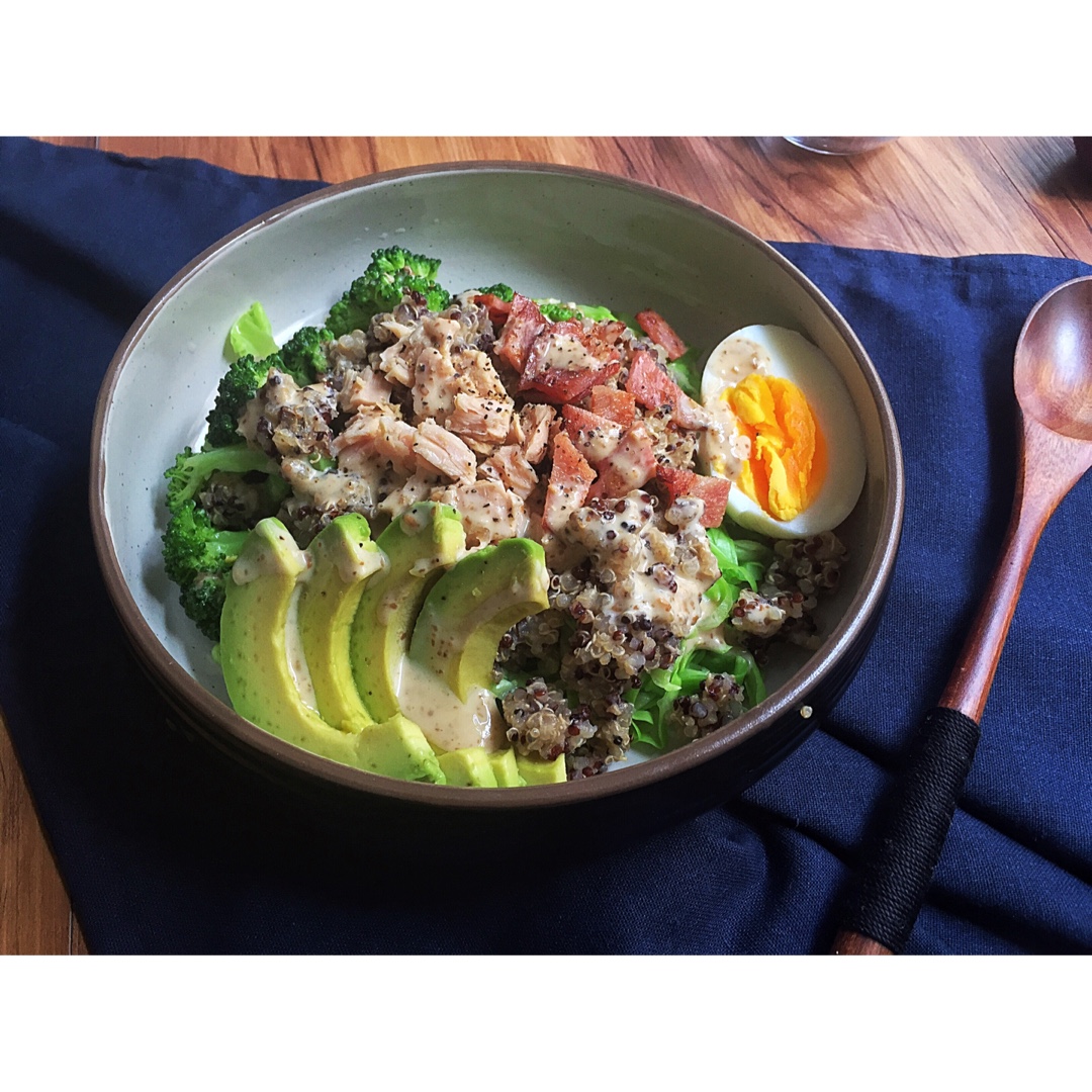 藜麦鸡胸肉沙拉