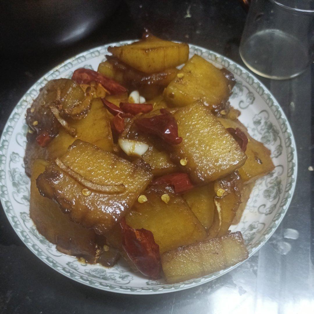 红烧冬瓜最完美做法，不加一滴水，瞬间秒杀红烧肉