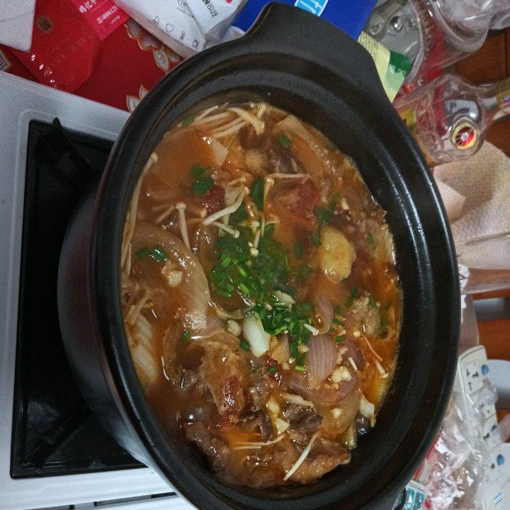 🍅番茄土豆炖牛腩，汤汁超浓郁！拌饭绝了哇‼️