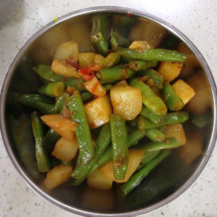 土豆焖四季豆