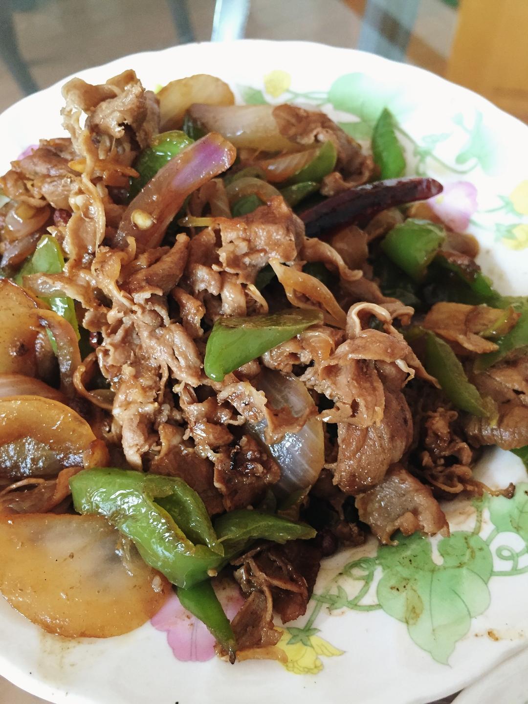 青椒洋葱肥羊卷的做法